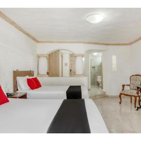 Capital O Gran Hotel Campestre Celaya  Ngoại thất bức ảnh