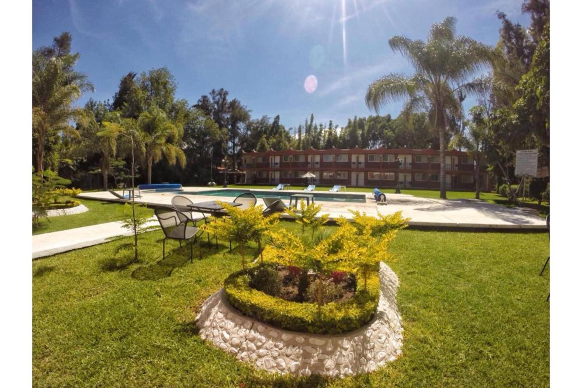 Capital O Gran Hotel Campestre Celaya  Ngoại thất bức ảnh