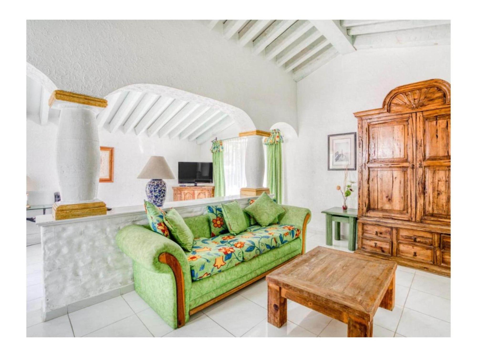 Capital O Gran Hotel Campestre Celaya  Ngoại thất bức ảnh