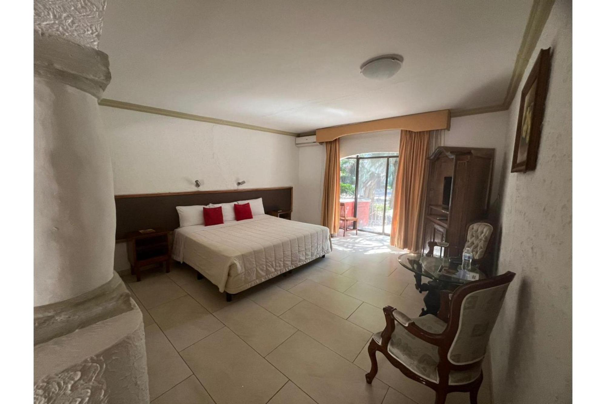 Capital O Gran Hotel Campestre Celaya  Ngoại thất bức ảnh