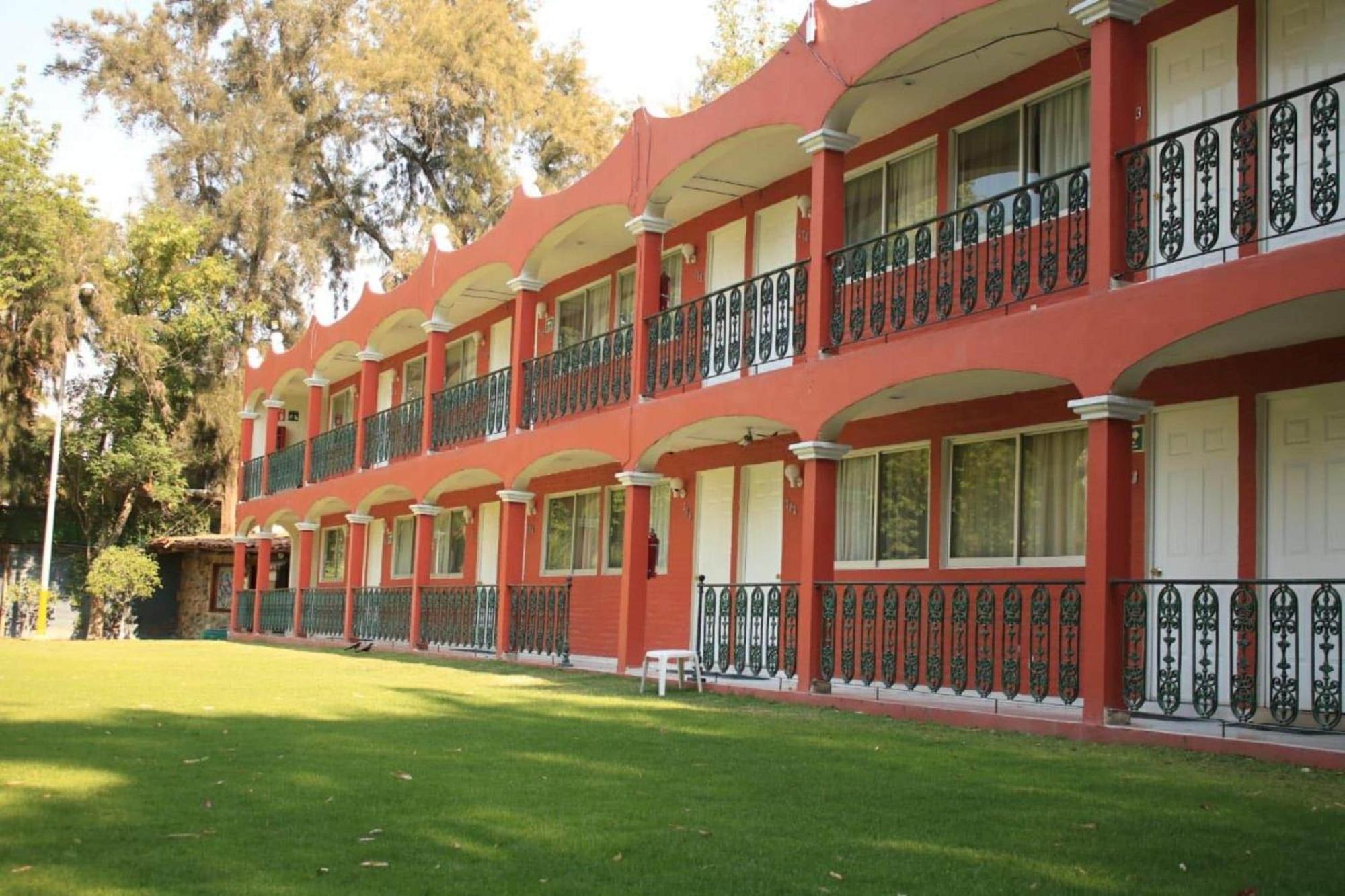 Capital O Gran Hotel Campestre Celaya  Ngoại thất bức ảnh