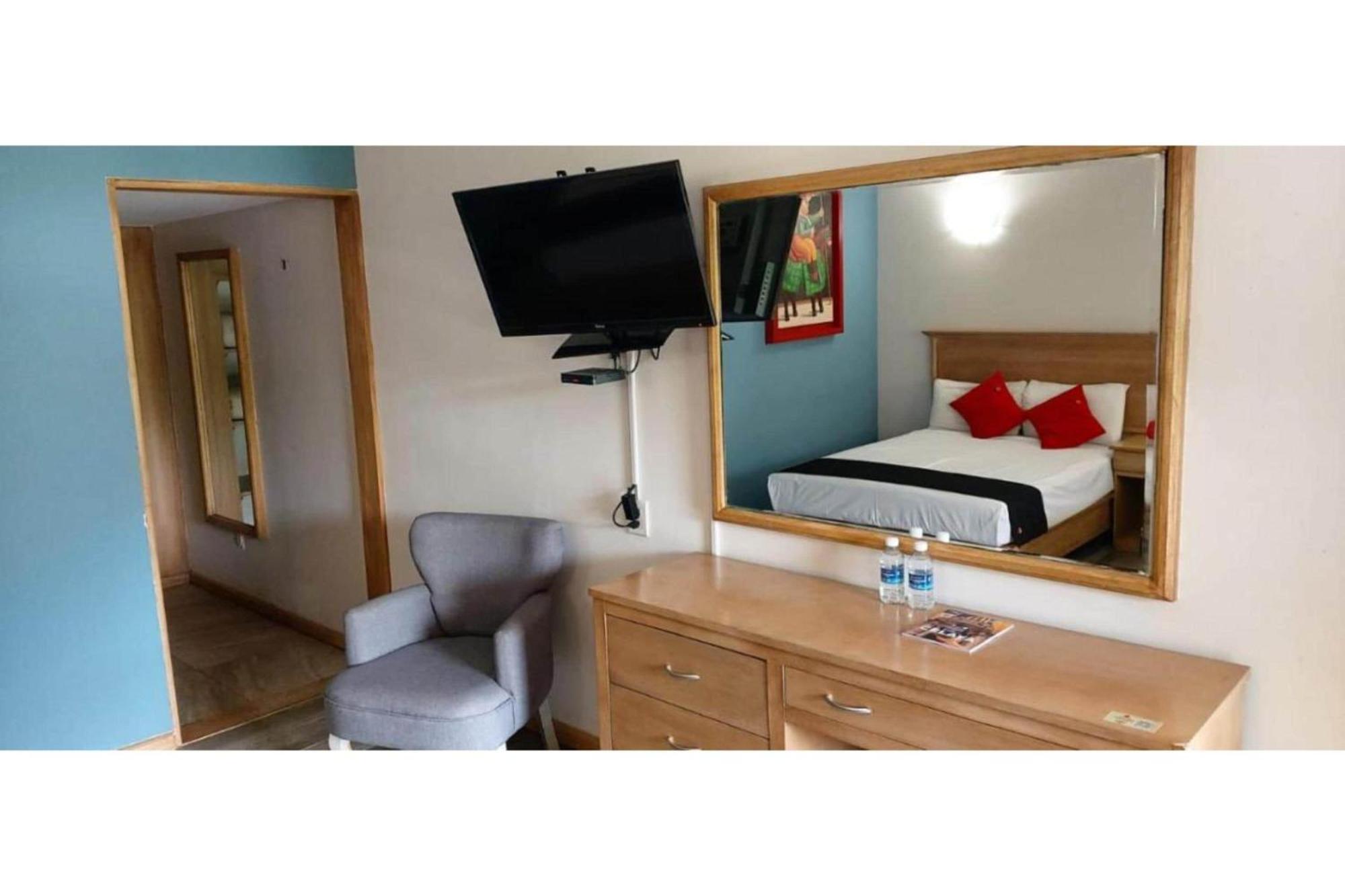Capital O Gran Hotel Campestre Celaya  Ngoại thất bức ảnh