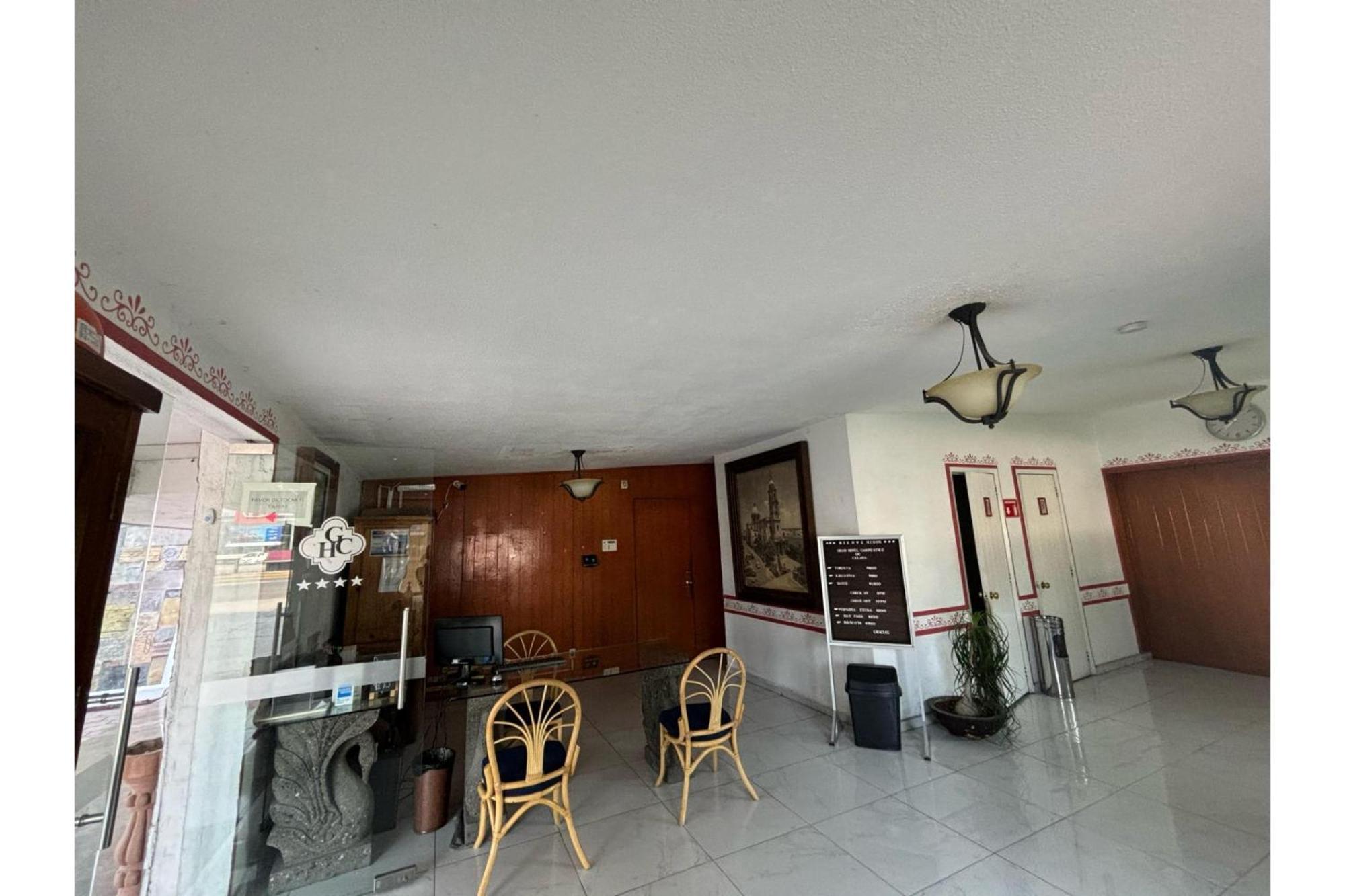 Capital O Gran Hotel Campestre Celaya  Ngoại thất bức ảnh